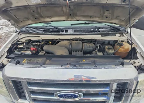 2010 Ford Econoline E350 Super Duty Wagon z USA, uszkodzony, nr VIN 1FBSS3BL9ADA73037